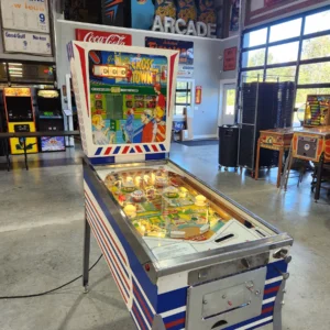 CROSS TOWN-1966 Gottlieb EM Pinball Machine